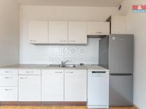 Prodej bytu 1+kk, Hostivice, Žitná, 43 m2