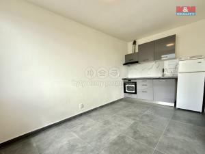 Pronájem bytu 3+1, Kladno, Čs. armády, 64 m2