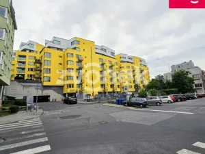 Prodej garáže, Praha - Žižkov, Jeseniova, 12 m2