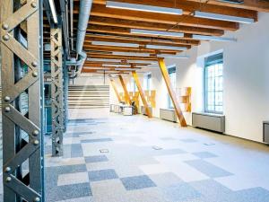 Pronájem kanceláře, Praha - Holešovice, Jankovcova, 150 m2