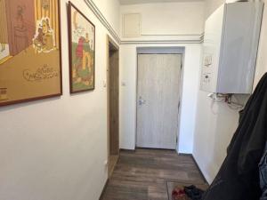 Prodej bytu 2+kk, Dalovice, Pod Strání, 48 m2
