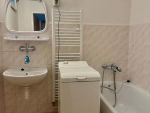 Pronájem bytu 2+1, Lubenec, Karlovarská, 58 m2