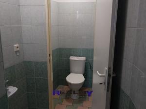 Pronájem kanceláře, Žatec, třída Obránců míru, 38 m2