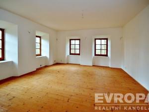 Prodej rodinného domu, Jindřichův Hradec - Dolní Radouň, 600 m2
