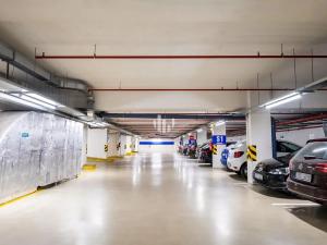 Pronájem kanceláře, Praha - Karlín, Ke Štvanici, 1080 m2
