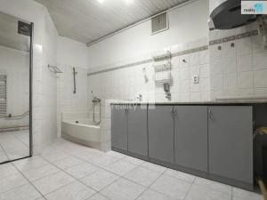 Pronájem bytu 4+kk, Kroměříž, Riegrovo náměstí, 148 m2