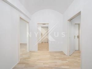 Pronájem atypického bytu, Praha - Vinohrady, Mánesova, 42 m2