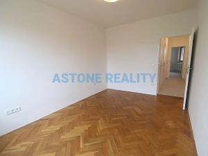 Pronájem bytu 3+1, Praha - Strašnice, V Rybníčkách, 88 m2