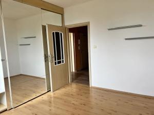Pronájem bytu 3+1, Hradec Králové, Brožíkova, 71 m2