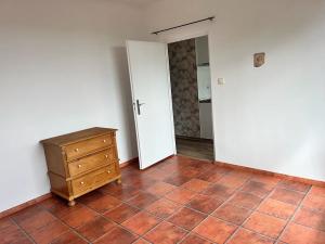 Pronájem bytu 3+1, Hradec Králové, Brožíkova, 71 m2