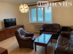 Pronájem bytu 2+1, Hradec Králové - Slezské Předměstí, Sládkova, 60 m2