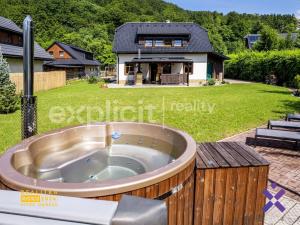 Pronájem chaty, Velké Karlovice, 100 m2