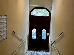 Dražba bytu 2+1, Praha - Vinohrady, Šumavská, 69 m2