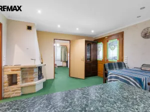 Prodej zemědělské usedlosti, Nová Role - Mezirolí, 900 m2