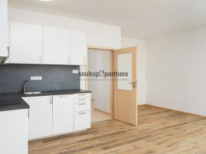 Pronájem bytu 2+kk, Jesenice, Cedrová, 69 m2