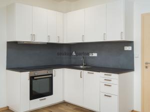 Pronájem bytu 2+kk, Jesenice, Cedrová, 69 m2