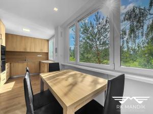 Pronájem bytu 3+kk, Praha - Prosek, Jablonecká, 60 m2