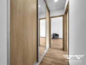 Pronájem bytu 3+kk, Praha - Prosek, Jablonecká, 60 m2