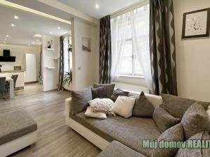 Pronájem bytu 3+kk, Praha - Střešovice, U střešovických hřišť, 95 m2
