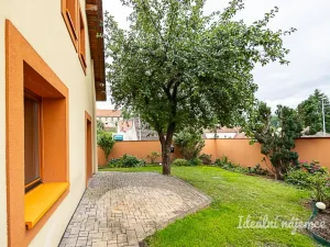 Pronájem bytu 6+kk a větší, Praha - Královice, K Uhříněvsi, 221 m2