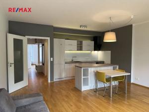 Pronájem bytu 2+kk, Praha - Michle, Baarova, 66 m2