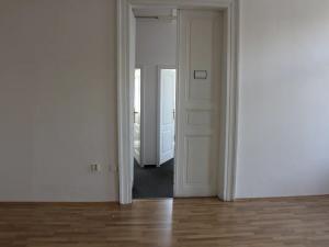 Pronájem kanceláře, Praha, Žitná, 95 m2