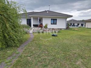 Pronájem rodinného domu, Vrbovec - Hnízdo, 125 m2