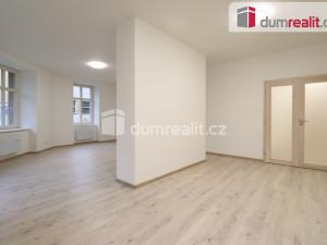 Prodej bytu 3+kk, Karlovy Vary, nábřeží Jana Palacha, 91 m2