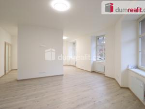 Prodej bytu 3+kk, Karlovy Vary, nábřeží Jana Palacha, 91 m2