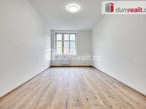 Prodej bytu 3+kk, Karlovy Vary, nábřeží Jana Palacha, 91 m2