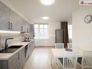 Prodej bytu 3+kk, Karlovy Vary, nábřeží Jana Palacha, 91 m2