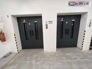 Pronájem obchodního prostoru, Plzeň - Severní Předměstí, alej Svobody, 380 m2