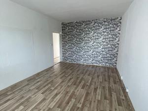 Pronájem bytu 2+1, Kadaň, Chomutovská, 51 m2