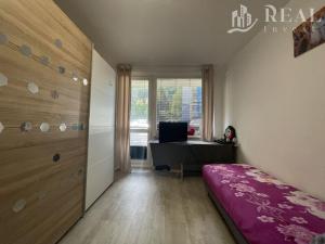 Prodej bytu 3+1, Krupka - Maršov, Dukelských hrdinů, 73 m2