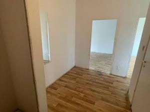 Pronájem bytu 2+1, Kadaň, U Stadionu, 51 m2