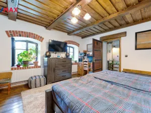 Prodej rodinného domu, Všechlapy, 200 m2