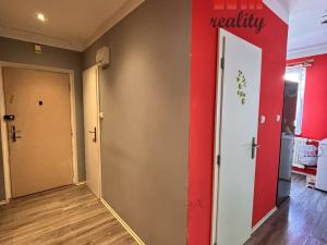 Prodej bytu 2+1, Ostrov, Masarykova, 53 m2