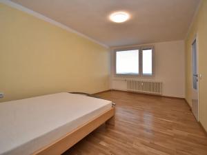 Pronájem bytu 2+1, Broumov, Sídliště Křinické, 53 m2
