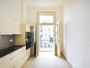 Pronájem bytu 2+1, Praha - Staré Město, Kaprova, 84 m2