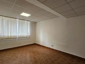 Pronájem kanceláře, Praha - Dejvice, Velflíkova, 120 m2