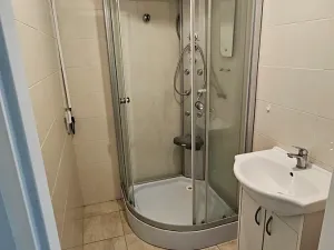 Pronájem kanceláře, Praha - Dejvice, Velflíkova, 120 m2