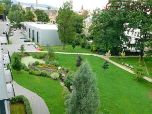 Pronájem bytu 2+kk, Liberec, Vítězná, 55 m2
