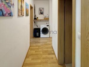 Pronájem bytu 2+kk, Praha, Kadečkové, 57 m2