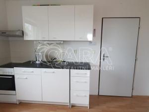 Pronájem bytu 2+kk, Čelákovice, Masarykova, 33 m2
