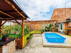 Prodej rodinného domu, Hevlín, 118 m2