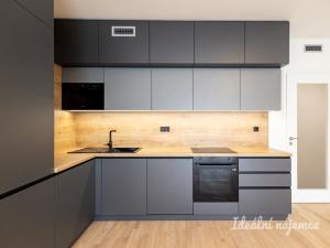 Pronájem bytu 1+kk, Praha - Modřany, Mezi vodami, 41 m2