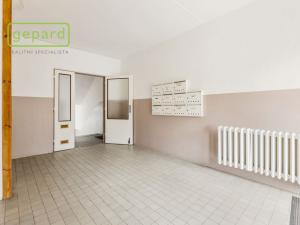 Prodej bytu 3+1, Karlovy Vary, U Trati, 81 m2