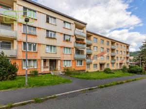 Prodej bytu 3+1, Karlovy Vary, U Trati, 81 m2