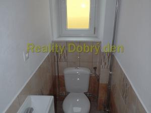 Pronájem bytu 2+1, Opava, Přerovecká, 83 m2
