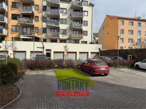 Pronájem garáže, České Budějovice - České Budějovice 3, Resslova, 15 m2
